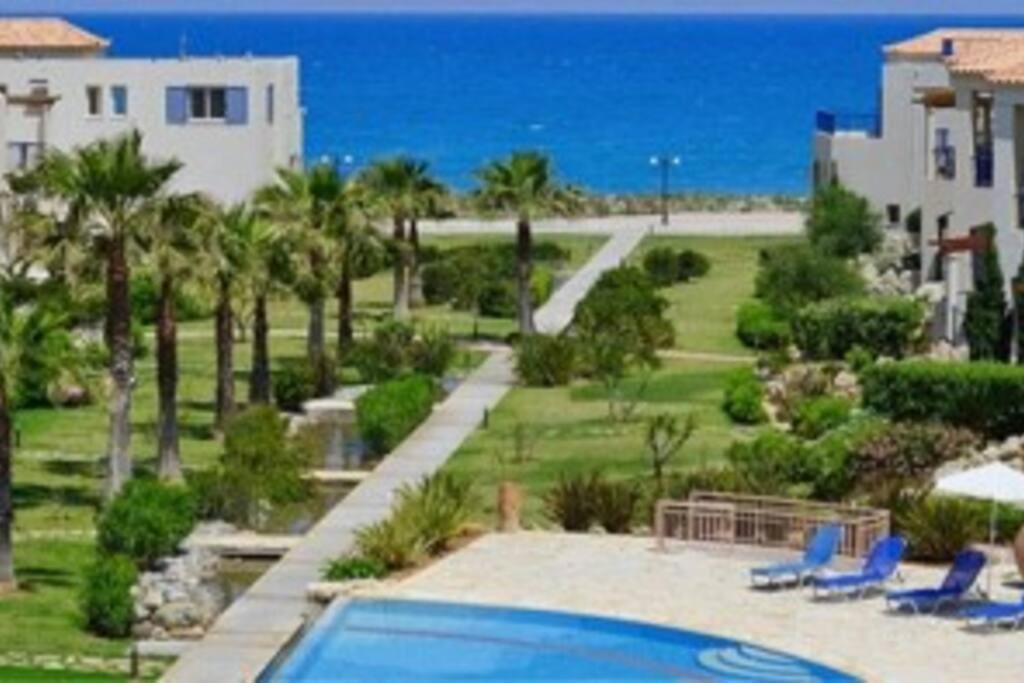 Odyssey Beach Front Apartment Chania  Exteriér fotografie